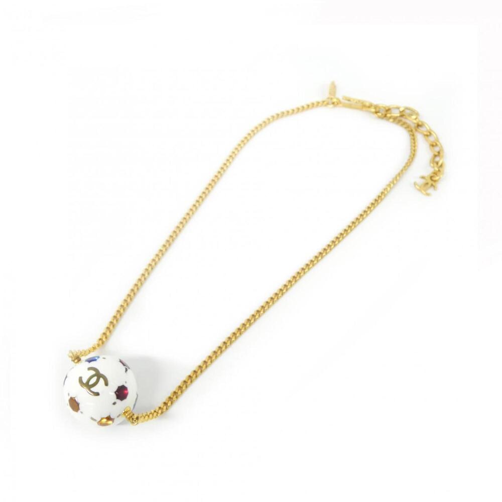 CHANEL Authentic White Necklace - Picture 2 of 4